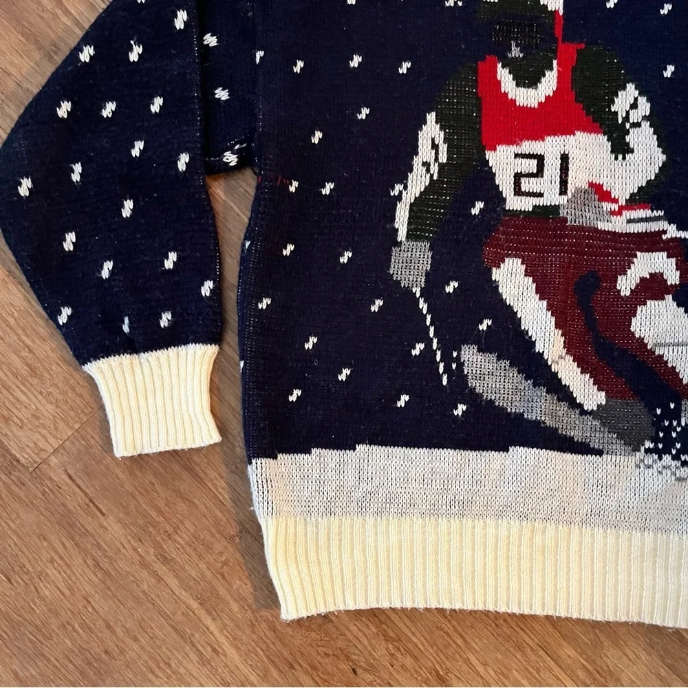 Vintage Jonathan Bryan Winter Skier Sweater, Sz S - Picture 4 of 6
